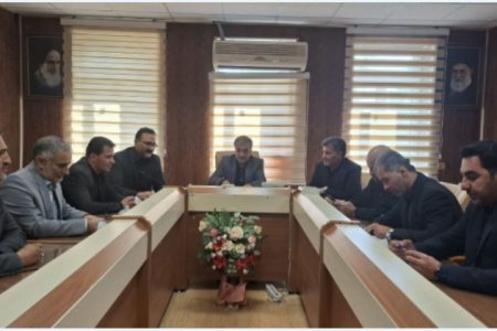 تأکید فرماندار ایلام بر پاسخ‌گویی به مطالبات شهروندان