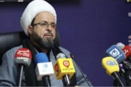 نسل جوان را با منطق و محبت به معروف دعوت کنید