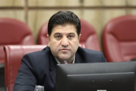 ر توسعه پایدار و استفاده از ظرفیت اربعین برای رونق استان تاکید کرد