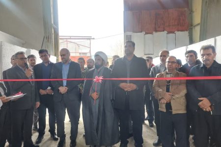 ‍ کارخانه فوم الماسی در شهرک صنعتی سرابله در شهرستان چرداول با سرمایه‌گذاری ۳۱۷ میلیارد ریالی افتتاح شد