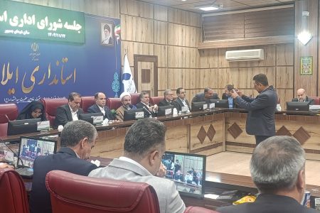 برای ماه رمضان و عید نوروز هیچ کمبودی در تأمین کالاهای اساسی نداریم