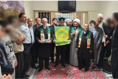 هدیه هفته کارگر در فضای معنوی حضور پرچم رضوی