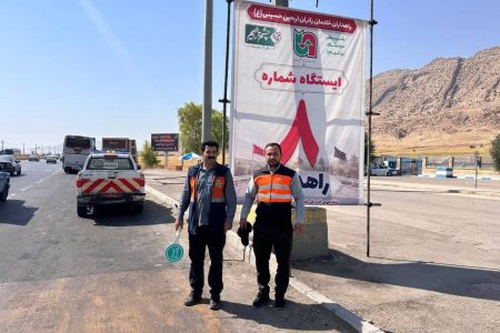 استقرار ۲ ایستگاه چشم به راهیم در مرز مهران برای ارتقای ایمنی زائران